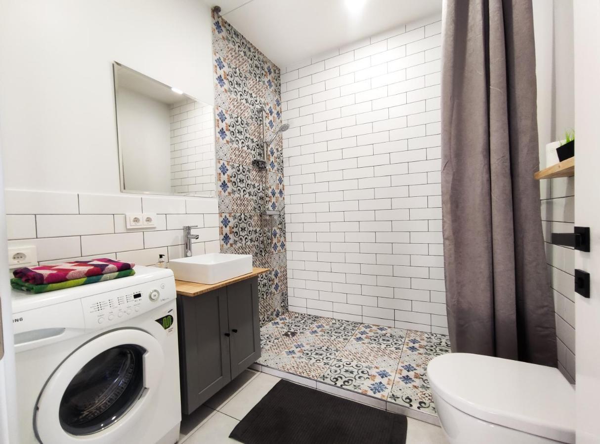 K-Town - Apartments Viabaltic Kaunas Eksteriør bilde